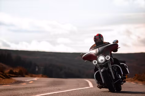 Reprise de guidon au printemps : avez-vous pensé à vérifier votre assurance moto ?