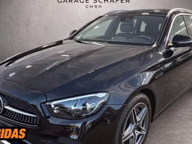 Mercedes-Benz Classe E E 300 2.0 211
