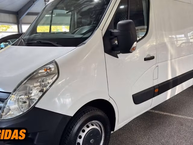 Renault Master 2.3