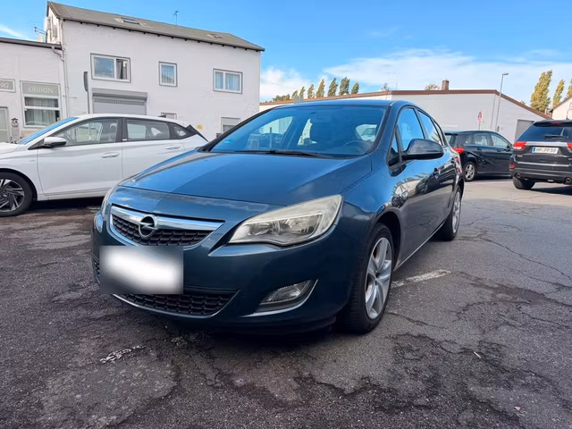 Opel Astra 1.4 100