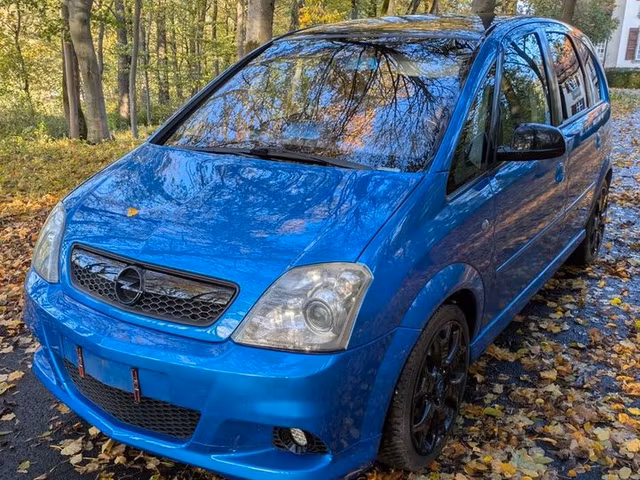 Opel Meriva 1.6 180 OPC Line
