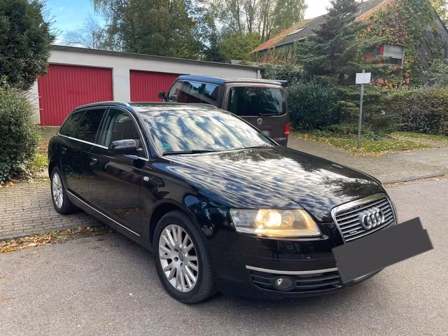 Audi A6 quattro