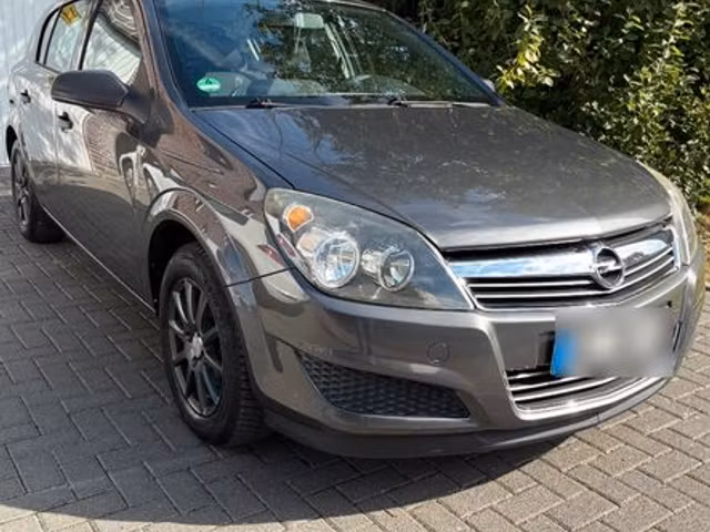 Opel Astra 1.4 90