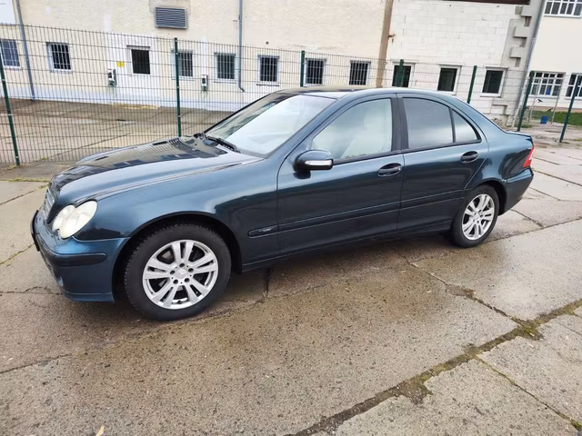 Mercedes-Benz Classe C C 180 143