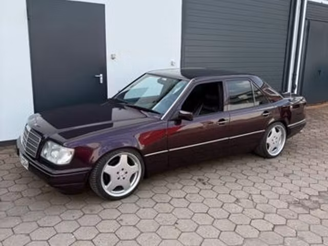 Mercedes-Benz Classe E E 280 V6 2.8 193