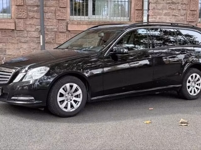 Mercedes-Benz Classe E E 350 V6 3.0 CDI 265