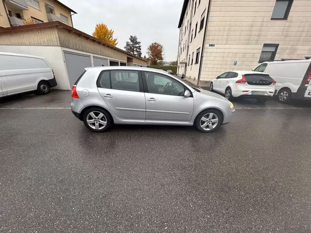 Volkswagen Golf 1.9 TDI 105