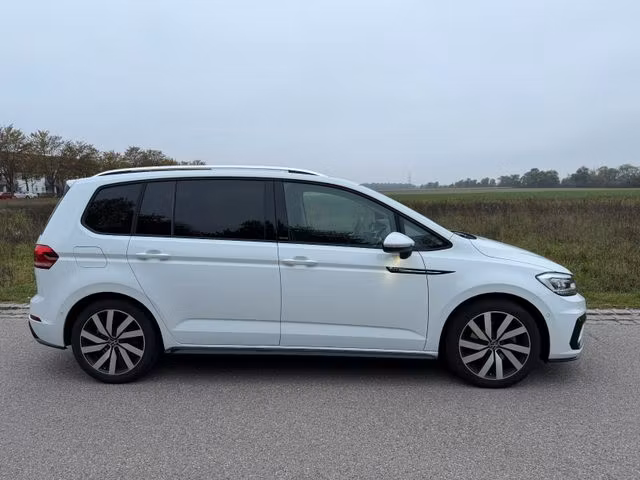 Volkswagen Touran 1.5 TSI 150 R-Line