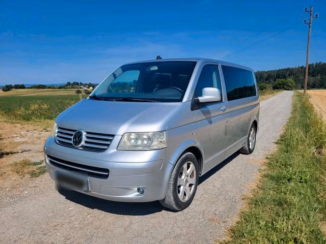 Volkswagen Transporter T5 2.5 TDI 174
