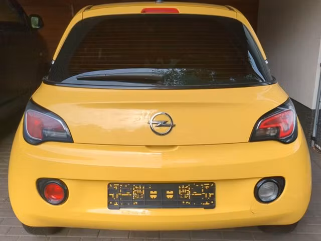 Opel Adam 1.2 70
