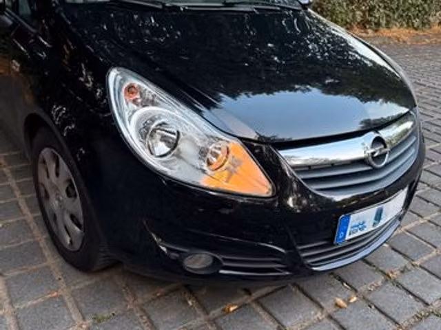 Opel Corsa 1.2 80