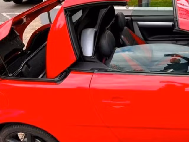 Opel Tigra Twintop 1.4 90