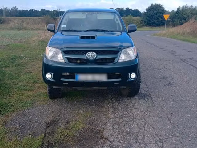 Toyota Hilux Double Cabine V6 3.0 D-4D 171 VX
