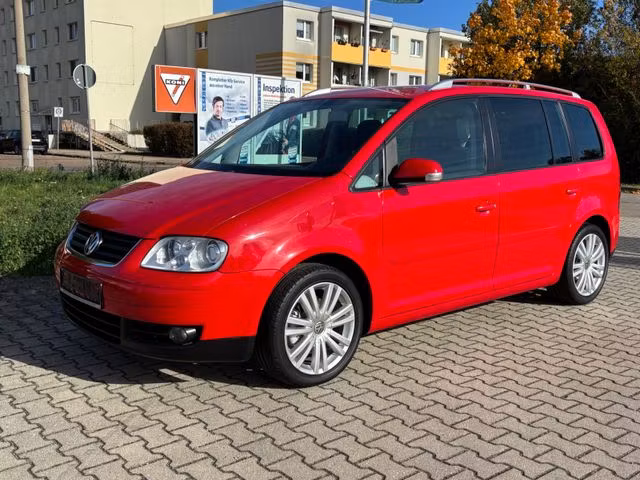 Volkswagen Touran 2.0 FSI 150