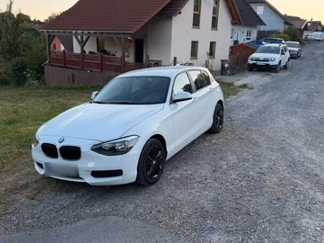 BMW Série 1 114i 1.6 102