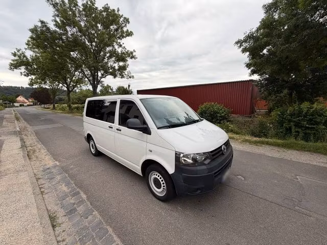 Volkswagen Transporter T5 2.0 TDI 140