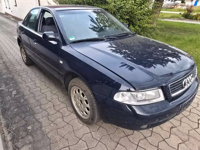 Audi A4 1.8 125