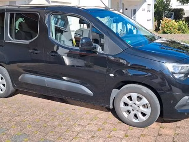 Opel Combo 1.2 130 Elegance