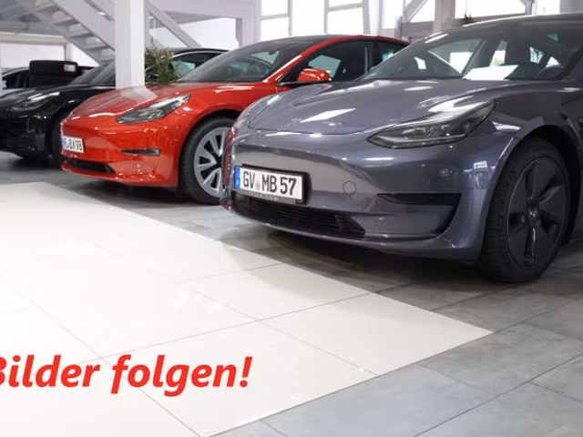 Tesla Model S 90d 421 4x4