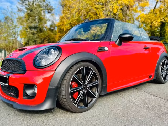 Mini Cabrio John Cooper Works 1.6 211