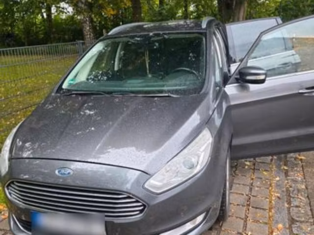 Ford Galaxy 2.0 TDCi 180 Titanium