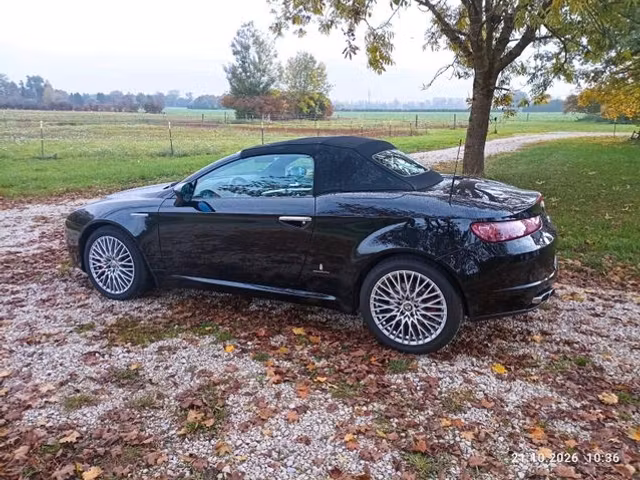 Alfa Romeo Spider 2.4 JTD