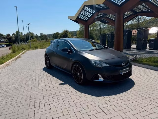 Opel Astra OPC 1.4 OPC Line