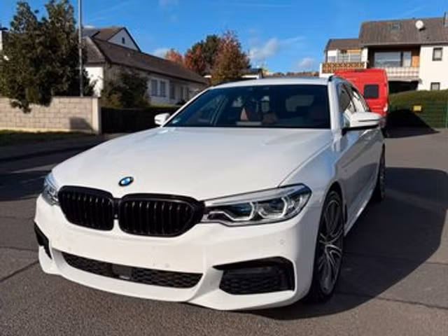 BMW Série 5 530d 3.0 265