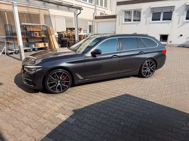 BMW Série 5 530d 3.0 265