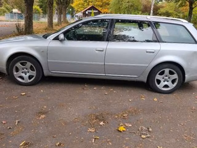 Audi A6 V6 2.5 TDI 163