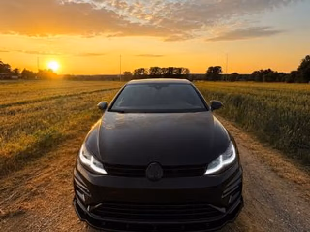 Volkswagen Golf 2.0 TDI 150