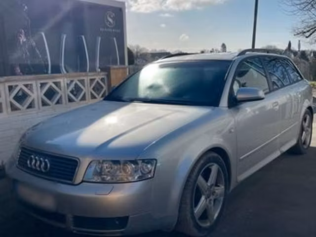 Audi A4 V6 2.5 TDI 163