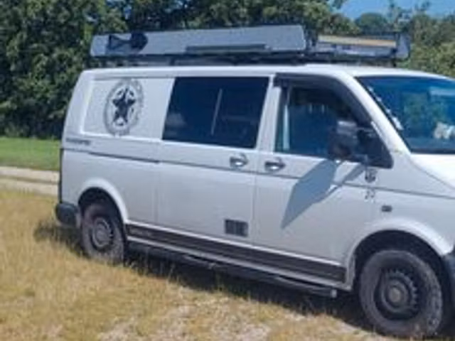 Volkswagen Transporter T5 1.9 TDI 84