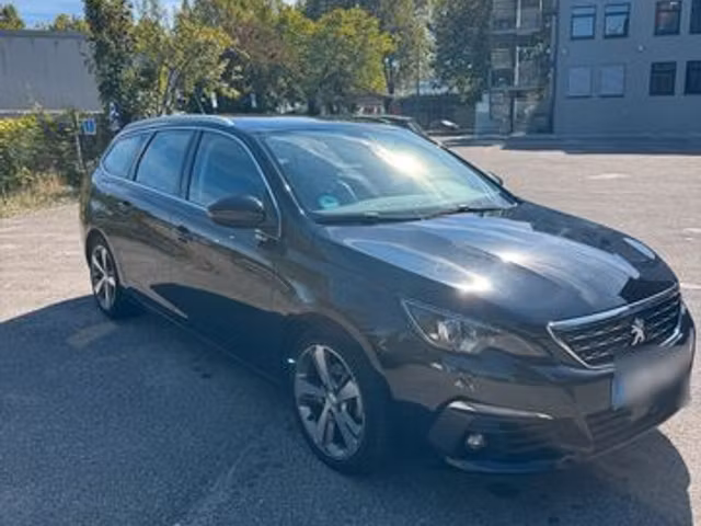 Peugeot 308 1.2 THP 130 Allure