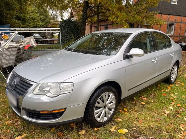 Volkswagen Passat 1.6 FSI