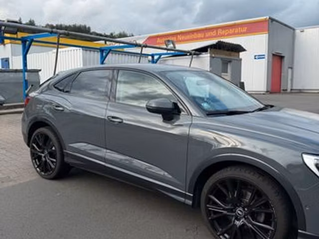 Audi Q3 35 TDI 2.0 150 S line