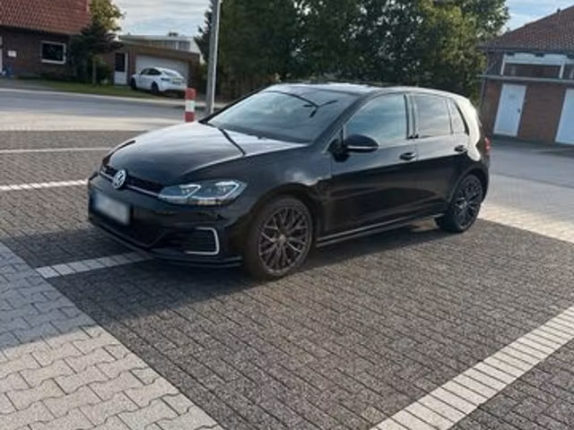 Volkswagen Golf GTE 1.4 204