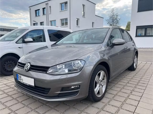 Volkswagen Golf 1.6 TDI 105