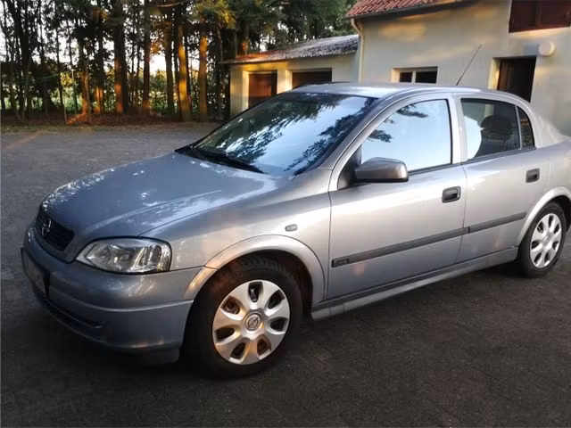 Opel Astra 1.6