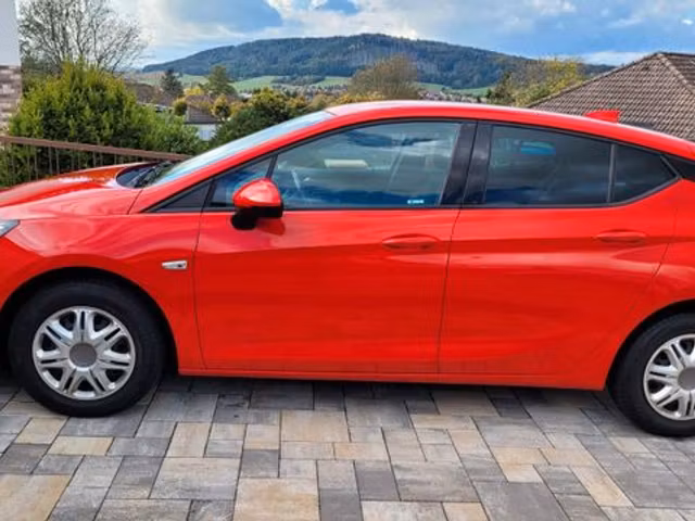 Opel Astra 1.4 125