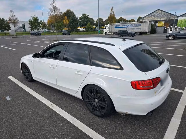 Audi A4 V6 2.7 TDI 190 S line