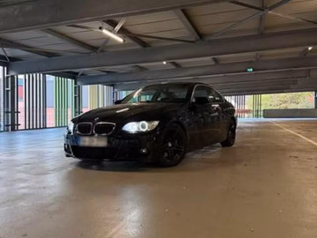 BMW Série 3 330d 3.0 231