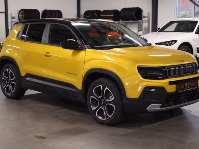 Jeep Avenger 156 Summit