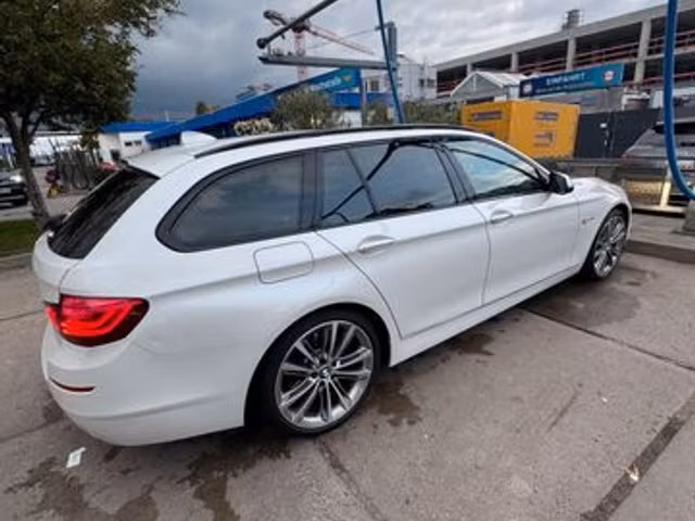 BMW Série 5 530d 3.0 258