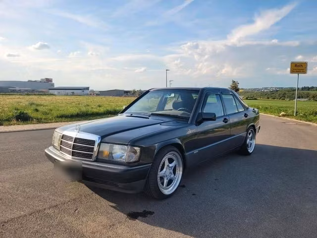 Mercedes-Benz 190 2.5