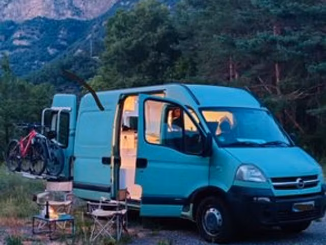 Opel Movano 2.5 CDTI