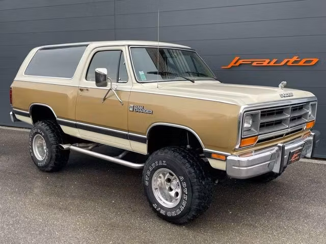 Dodge Ramcharger 
