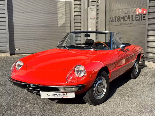 Alfa Romeo Spider Duetto 1.75
