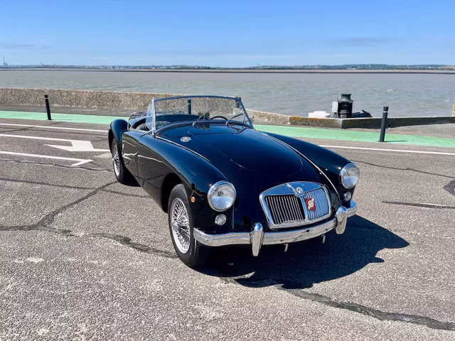 MG MGA 