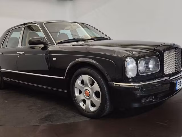 Bentley Arnage Red Label V8 6.75 0